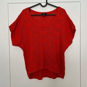 H&M Womens Top Size XL Red Chunky Open Knit Hearts Sleeveless High Low Hem